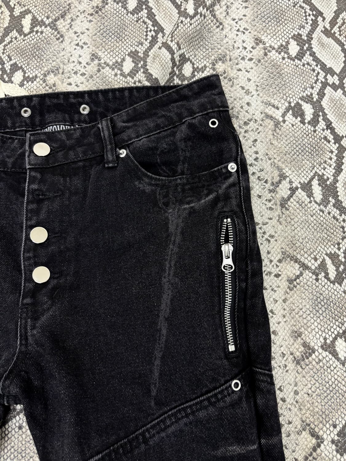 “INSOMNIA” V-Kei Mood Lace-Up 00’s Print 상품이미지7