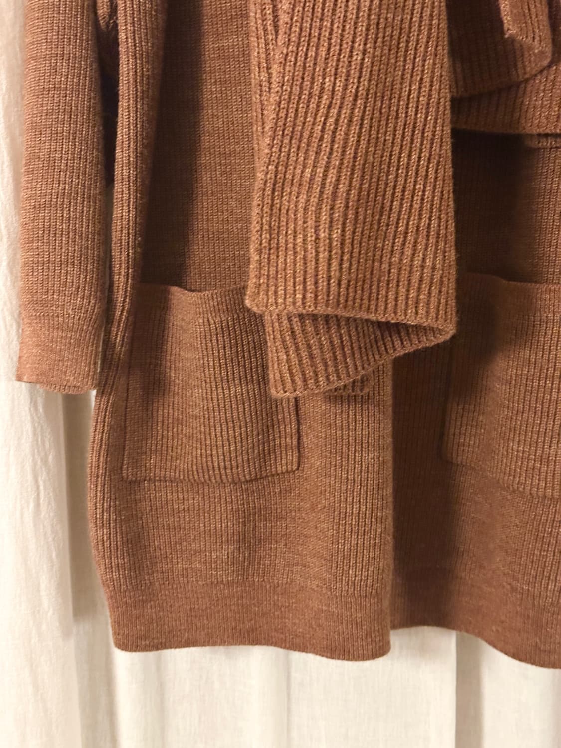 유니클로 U 르메르 모크넥 니트 원피스 M 브라운 머플러 세트 상품이미지3