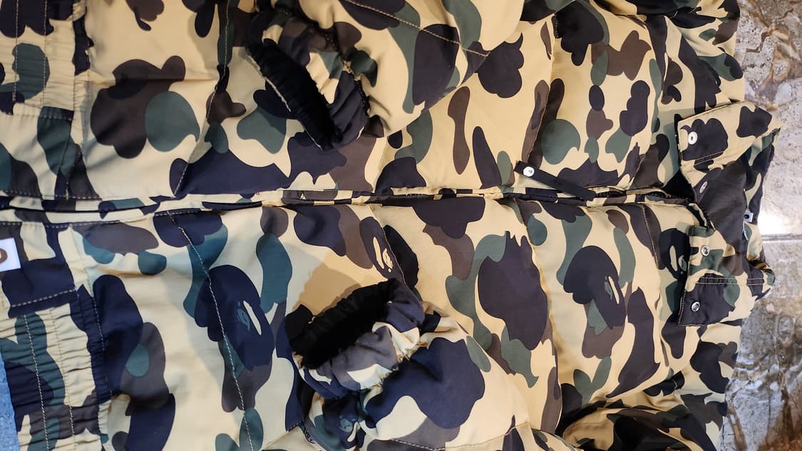 베이프 황계카모 패딩 상품이미지9