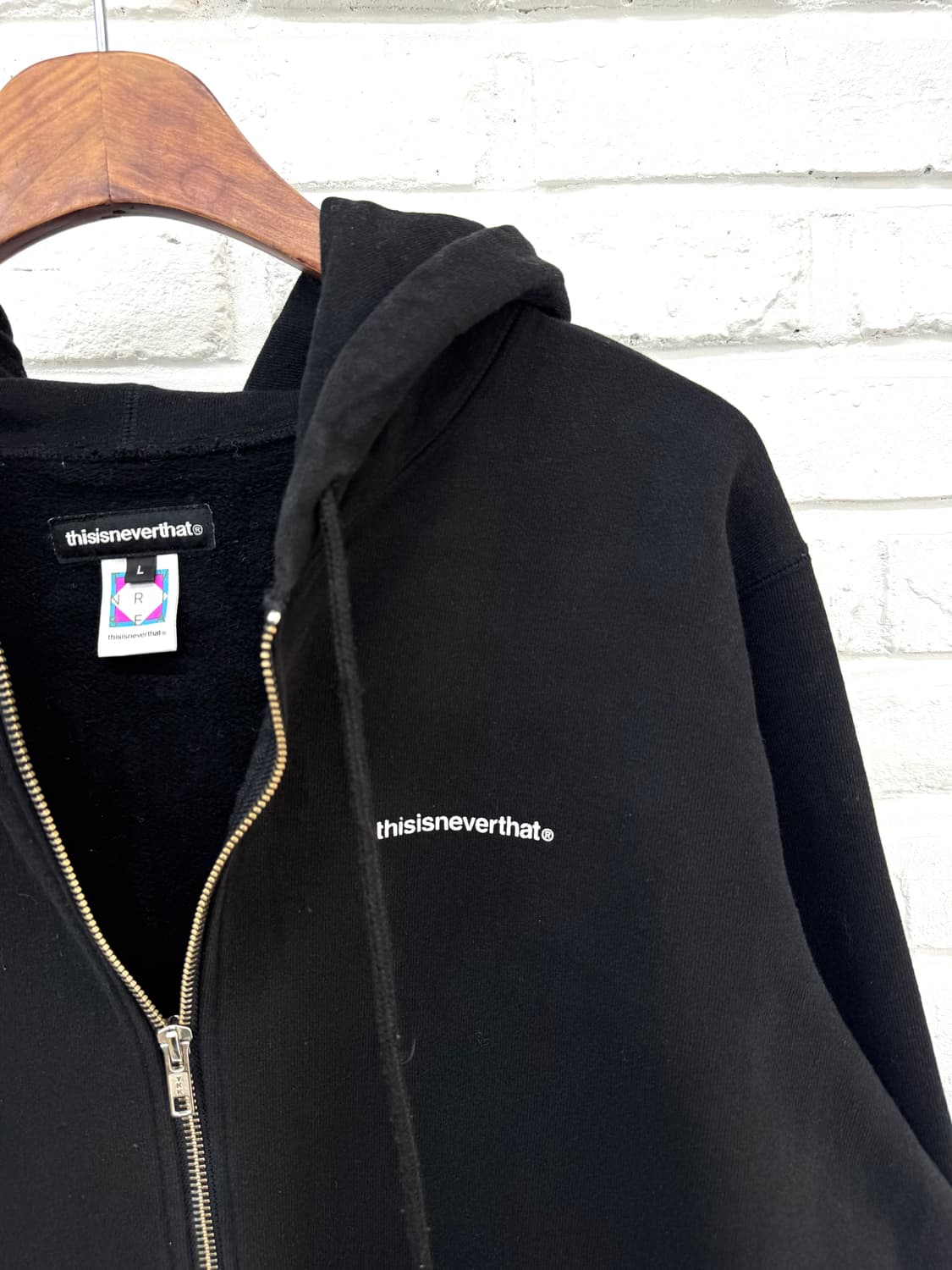 디스이즈네버댓 블랙 로고 기모 후드집업 상품이미지3