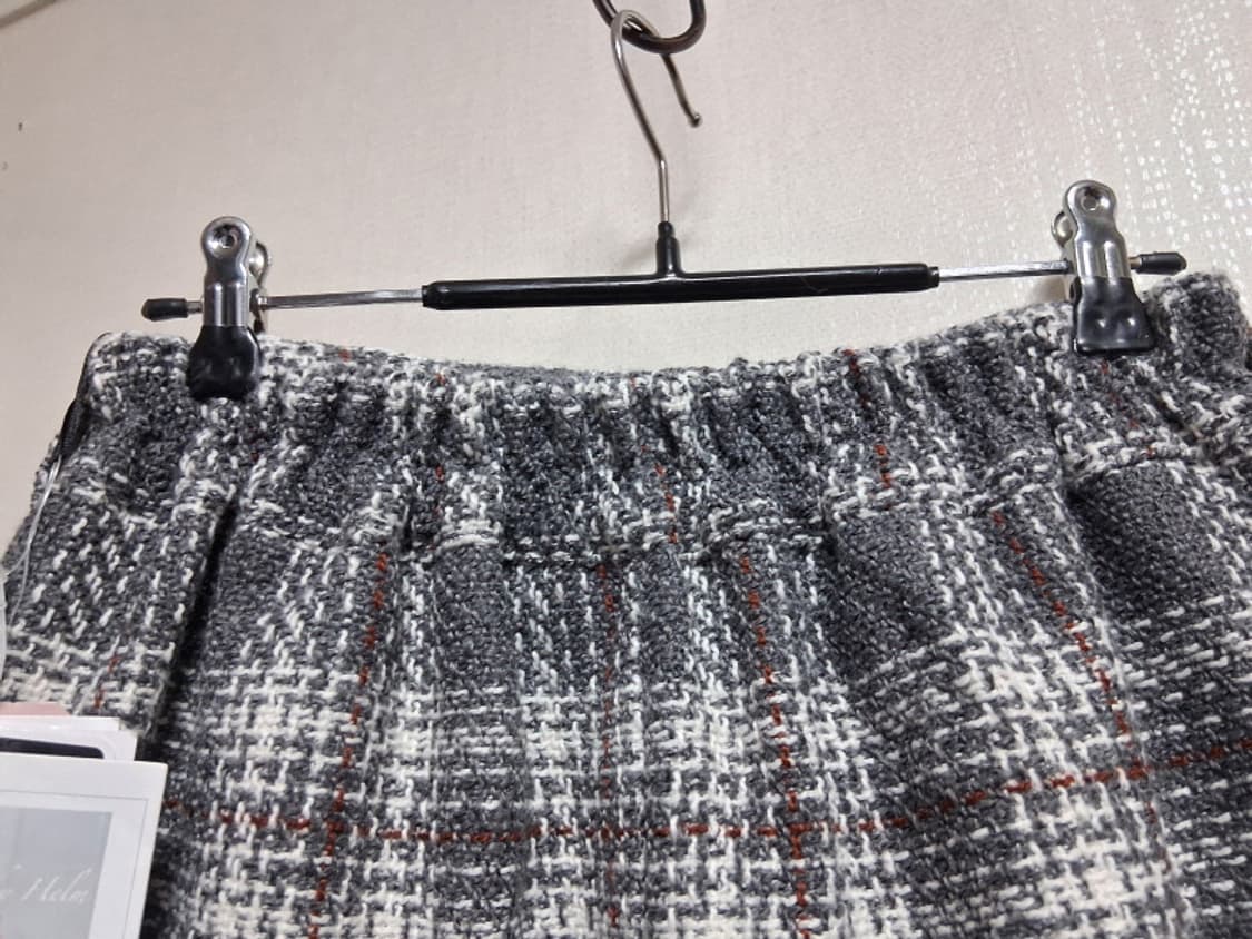 일본빈티지수입 Petire 체크모직롱스커트 새상품상태
27까지 상품이미지6