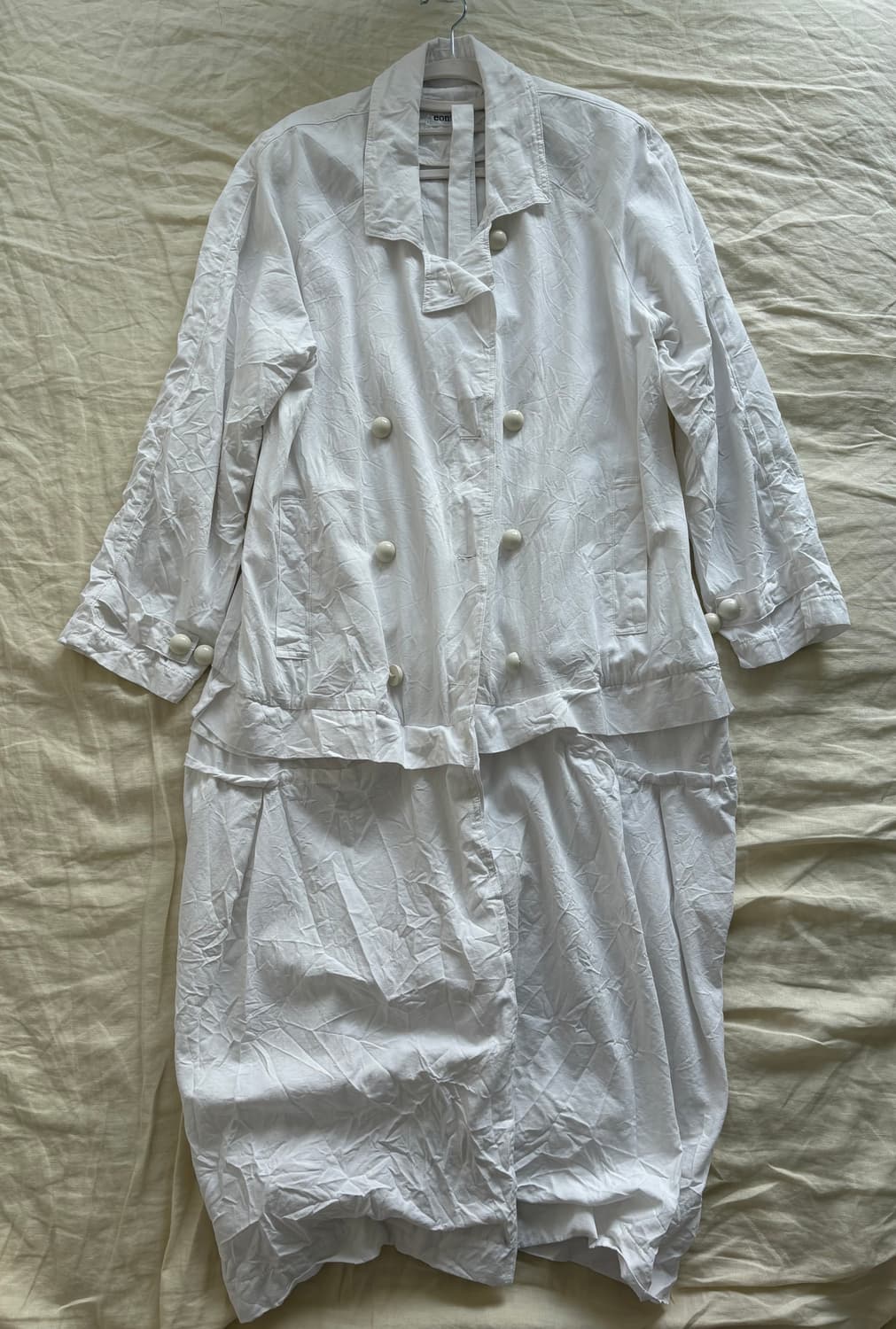 애옹쓰 페이퍼 코트(구매 예약중) 상품이미지2