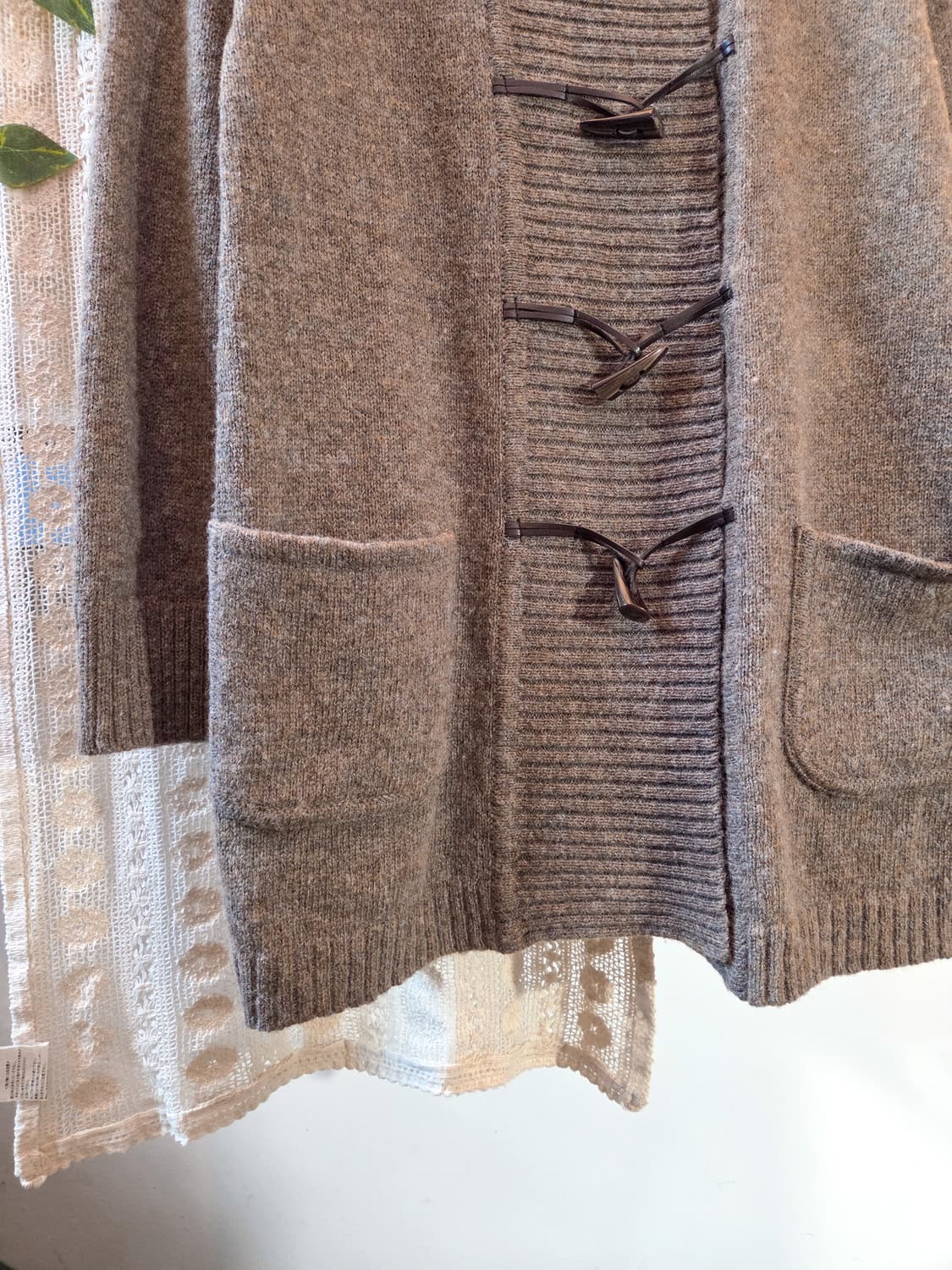 토글 버튼 브라운 가디건 상품이미지3