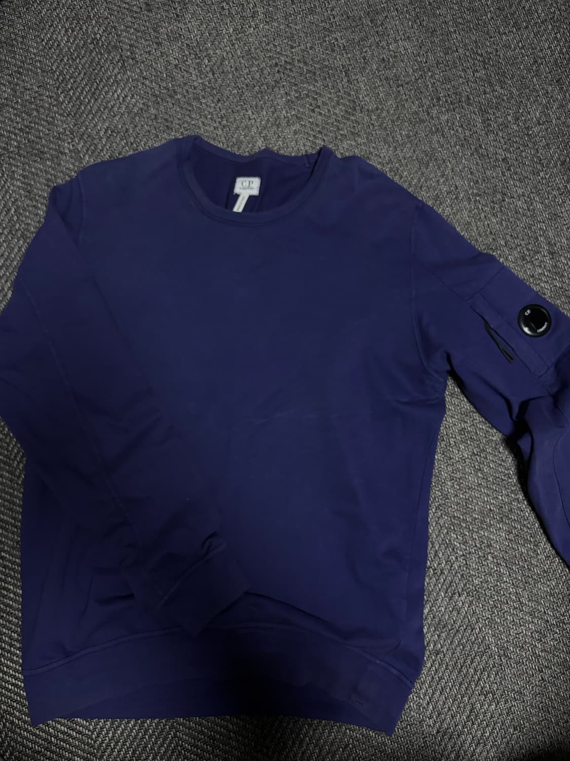 Cp컴퍼니 맨투맨 상품이미지1