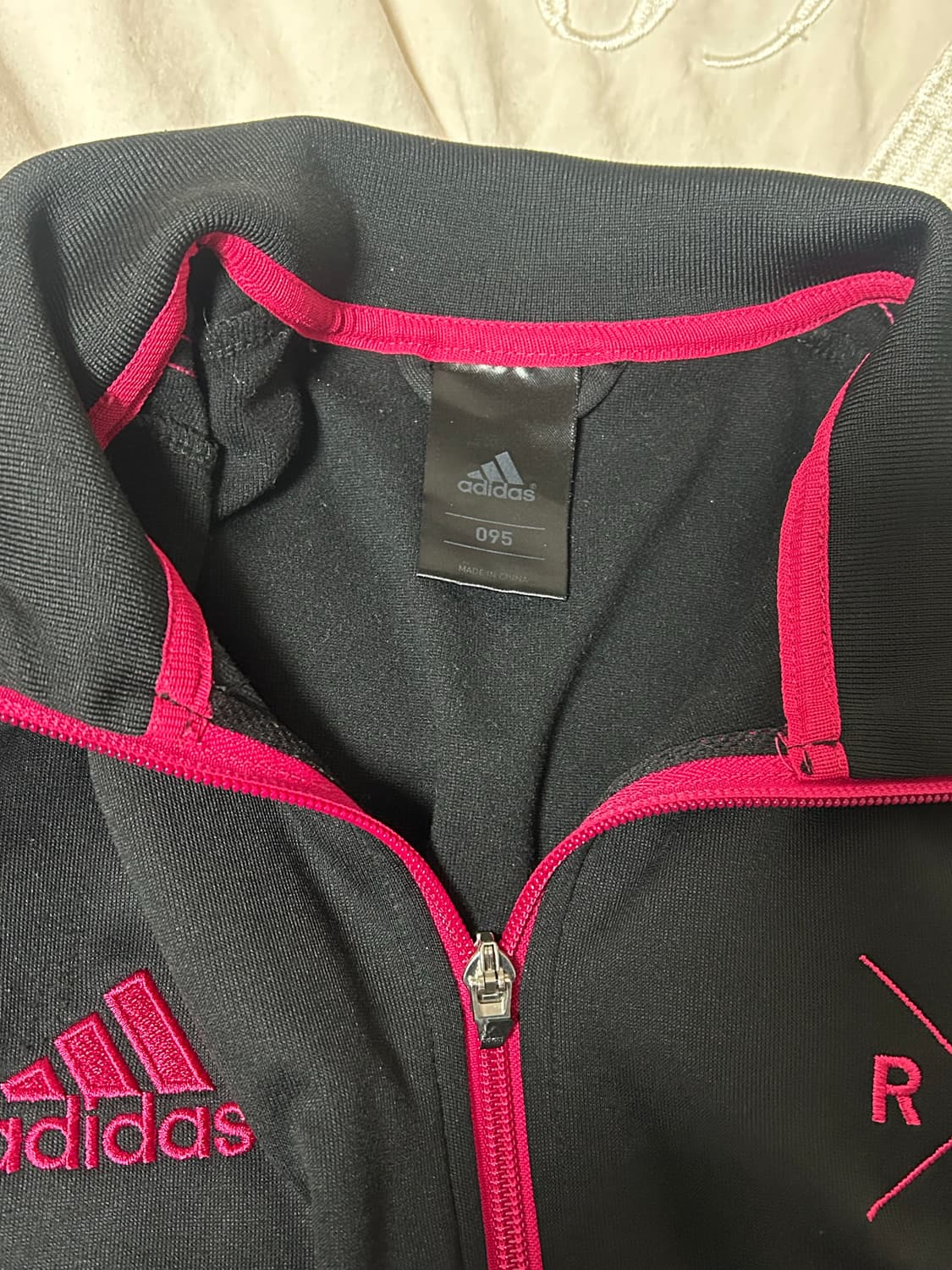 아디다스 레알마드리드 핑검 져지 상품이미지4