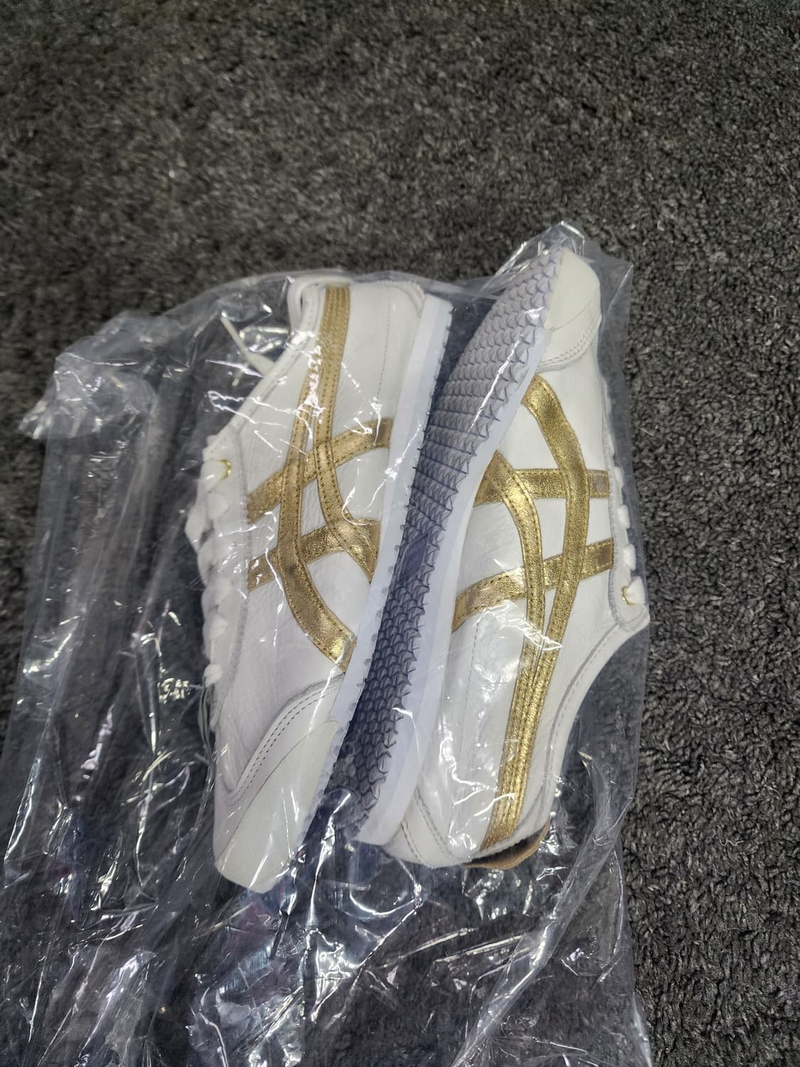 여성 오니츠카타이거 멕시코66 흰금 235사이즈  상품이미지7