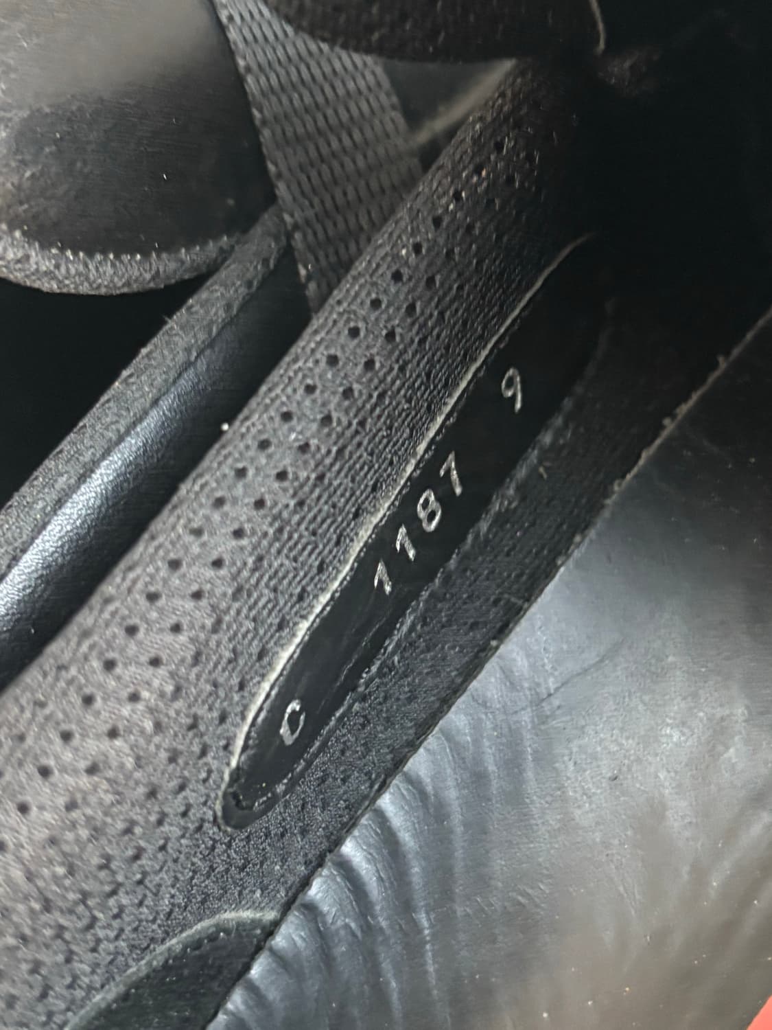 프라다 스포츠 버클 로퍼 상품이미지4