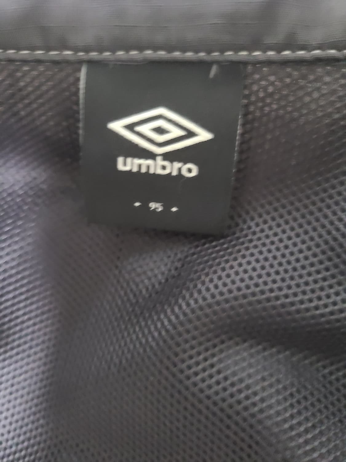 엄브로 크리스피 타슬란 아노락 95사이즈 상품이미지4