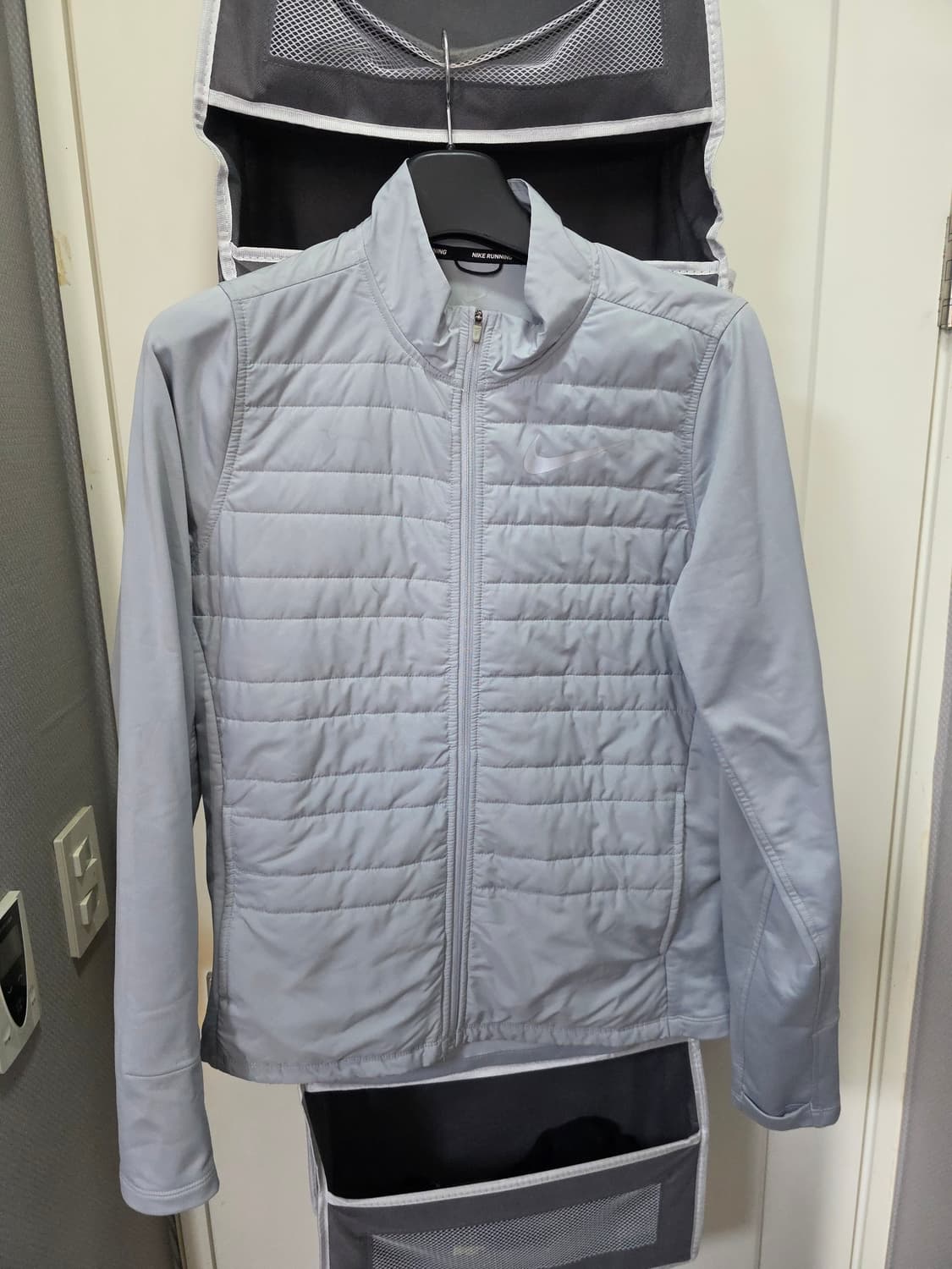 나이키 런닝 에센셜 필드 집업 L 상품이미지1