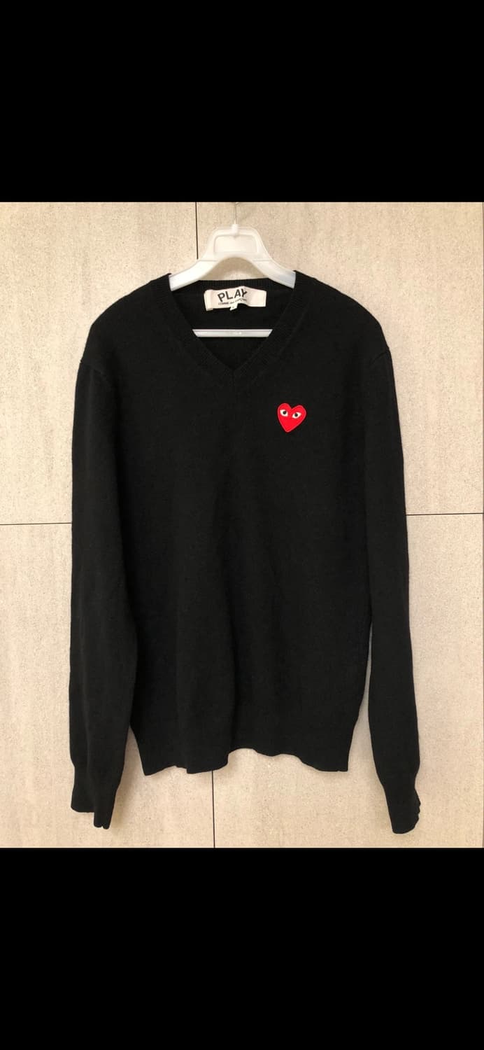 꼼데가르송 레드와펜 V넥 울니트 남성 L 상품이미지1