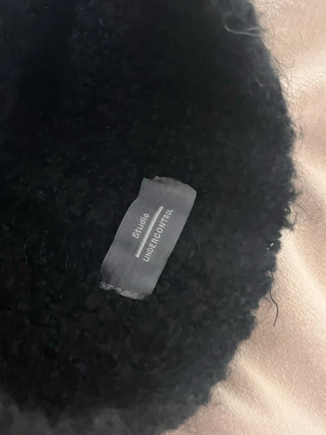 언더컨트롤 스튜디오 비니 상품이미지2