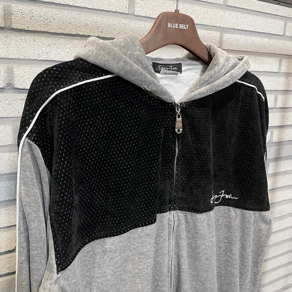 KR VINTAGE 벨벳 후드집업 스트라이프 시보리 디테일 그레이 상품이미지4