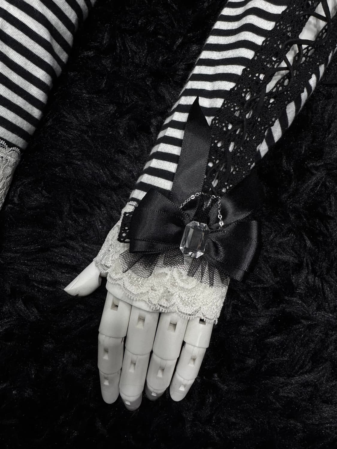 FEELBLUE REWORK 028 GOTH DOLL armwear 상품이미지8