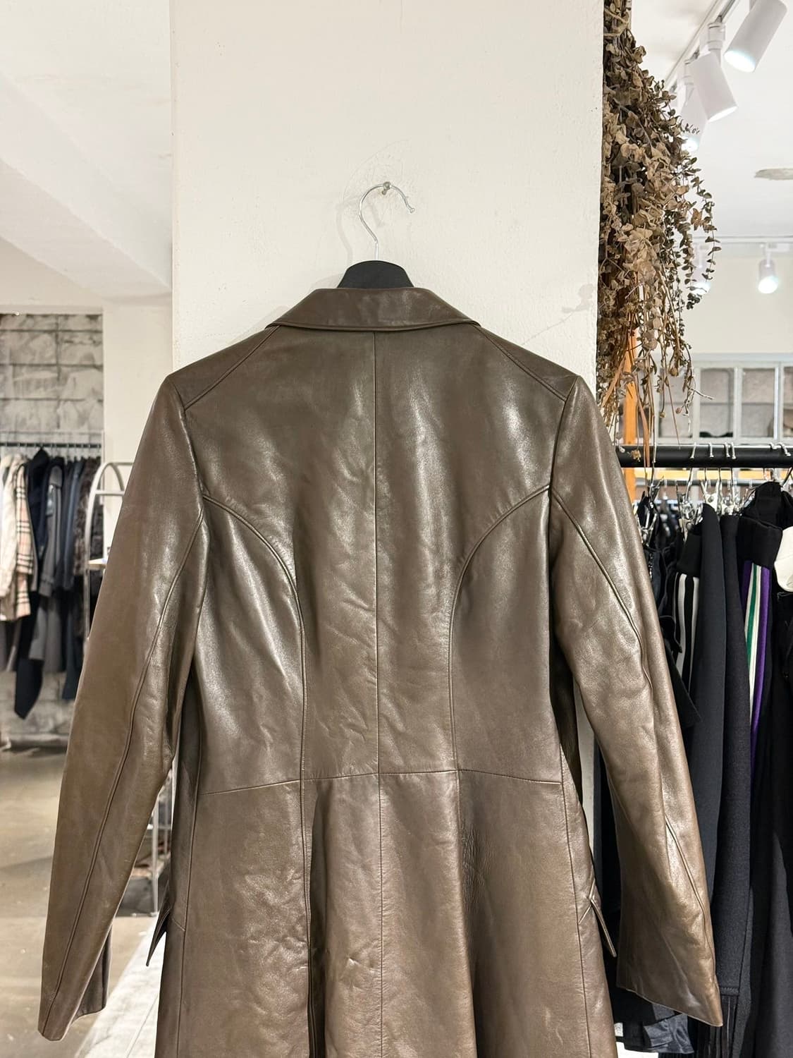 질샌더 브라운 레더 더블 롱 코트 상품이미지5