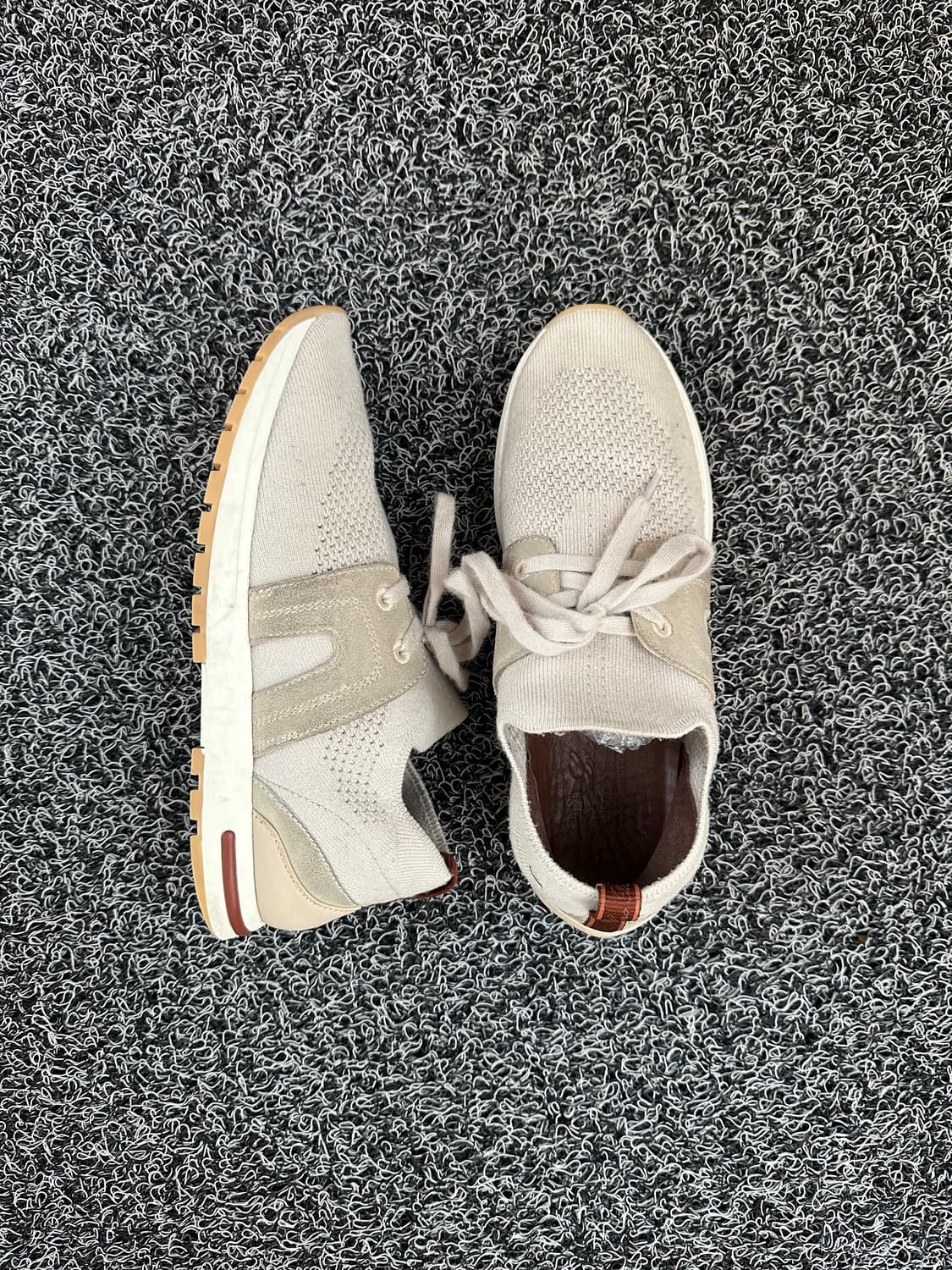 로로피아나 스니커즈 아이보리 38사이즈 상품이미지3