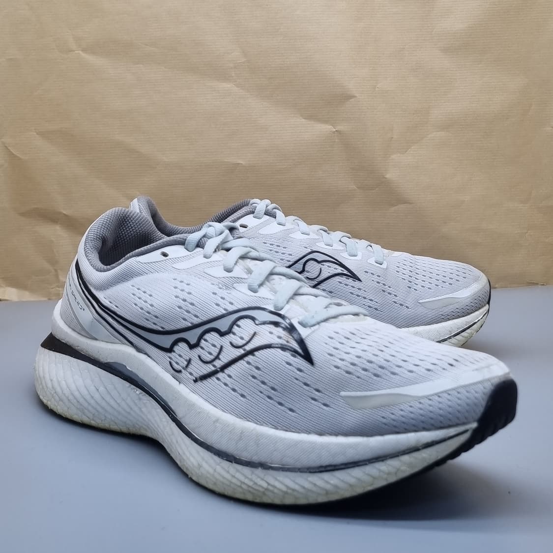 써코니 엔돌핀 스피드3 런닝화275 상품이미지1