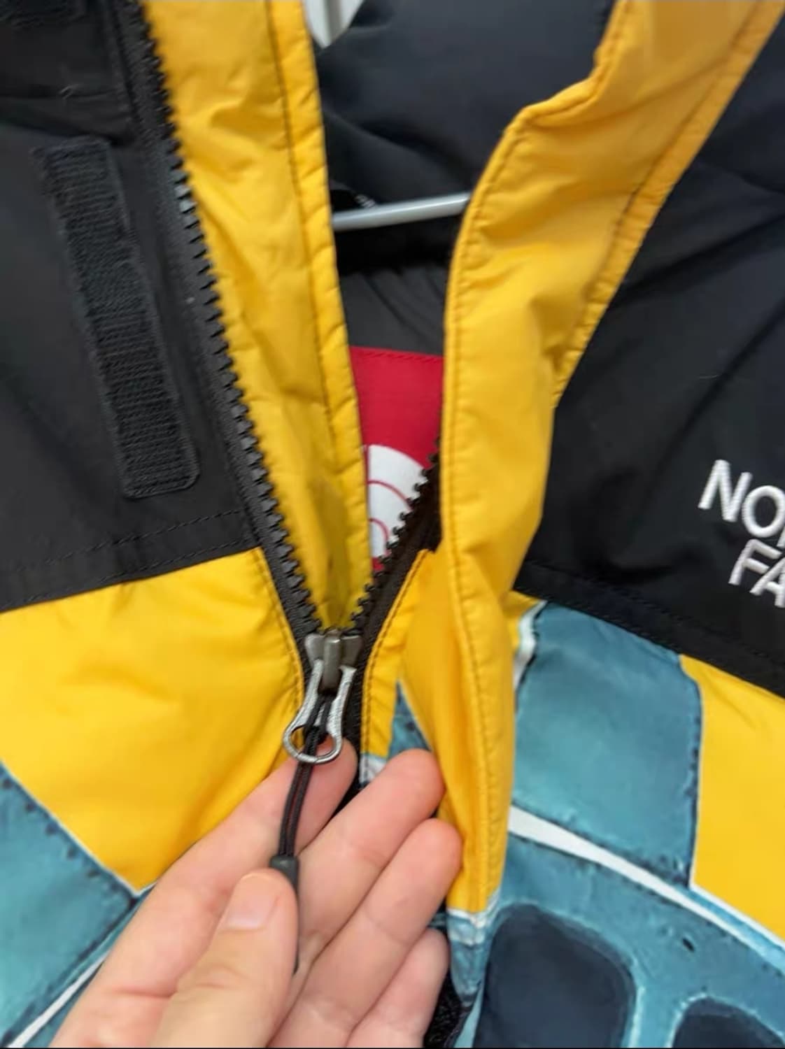 슈프림 노스페이스 자유의여신상 발토로 M 상품이미지4