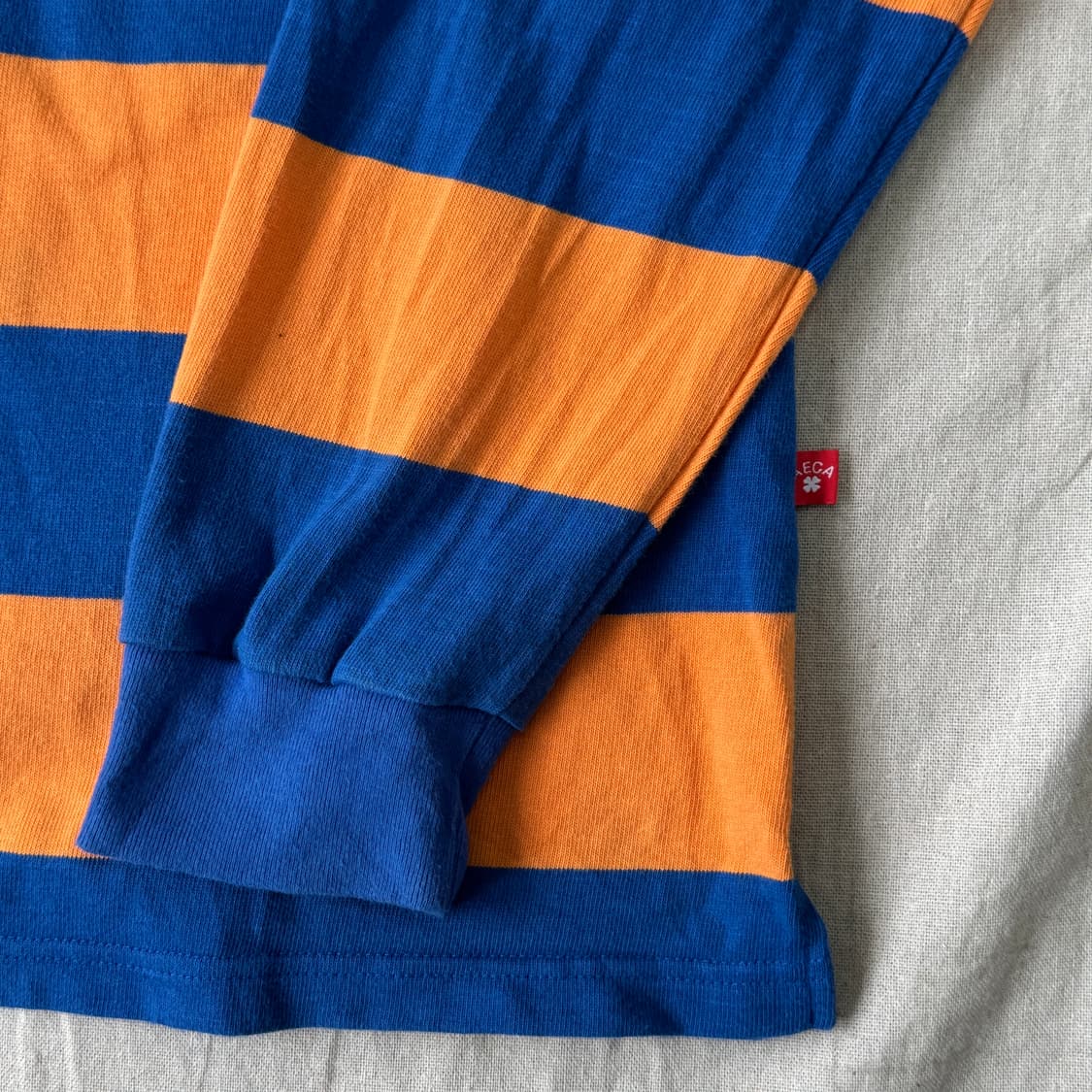 에이카화이트 스트라이프 파주 백로고 카라티 L 상품이미지3