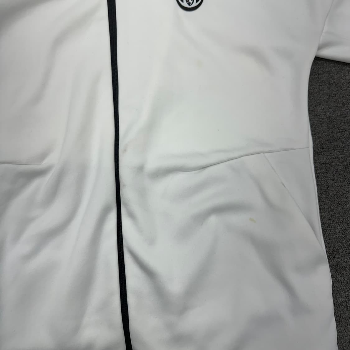 아디다스 유벤투스 후드집업 상품이미지4