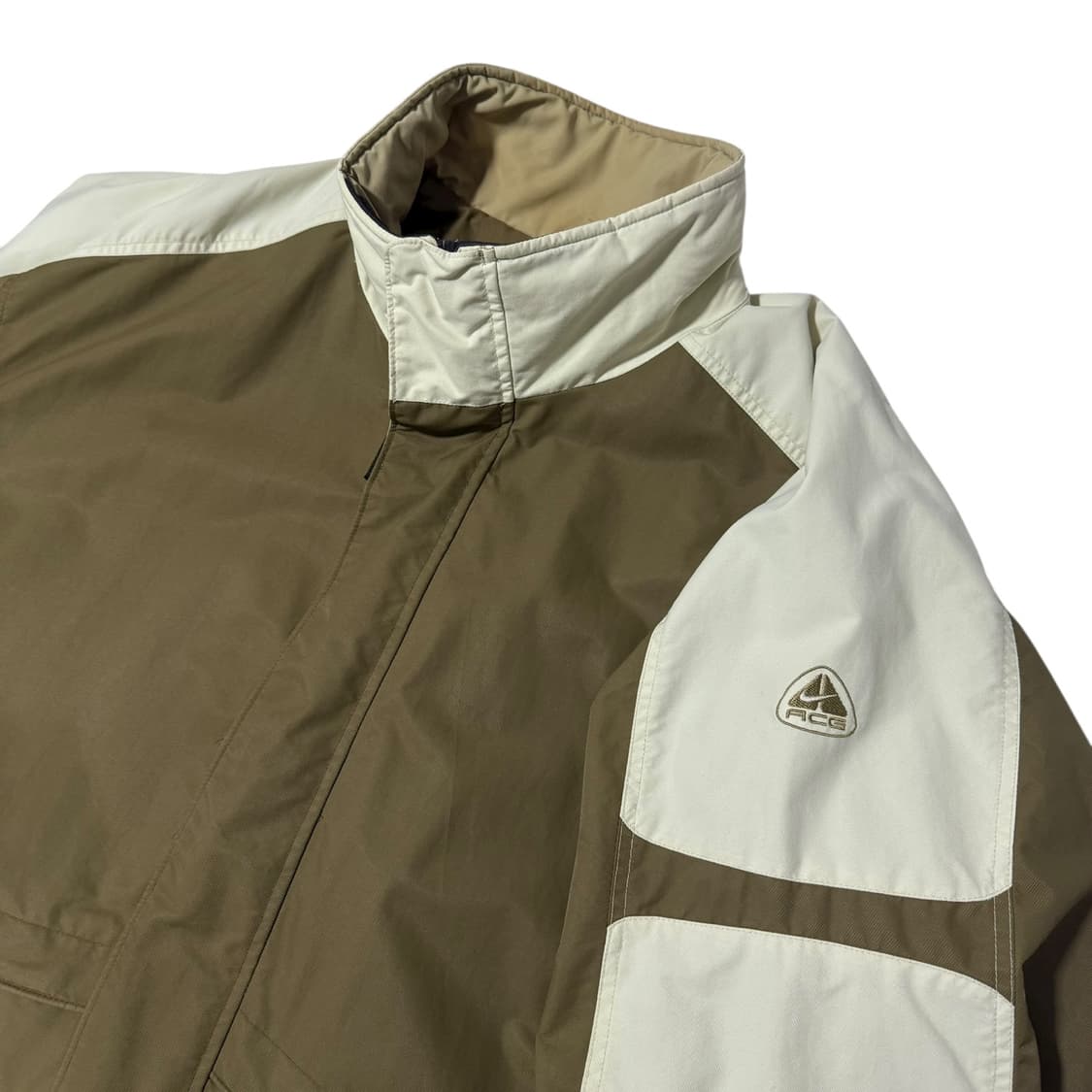 나이키 ACG 올리브카키 바람막이 상품이미지2