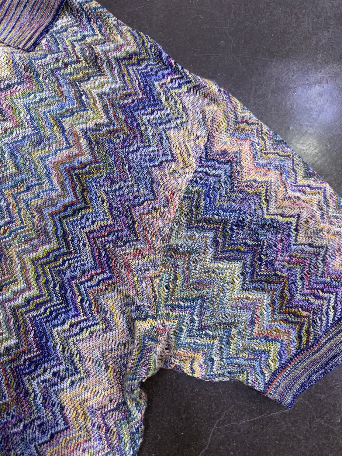 에펠 미쏘니 컬러 에스닉 패턴 니트 카라 반팔티셔츠 L 상품이미지5