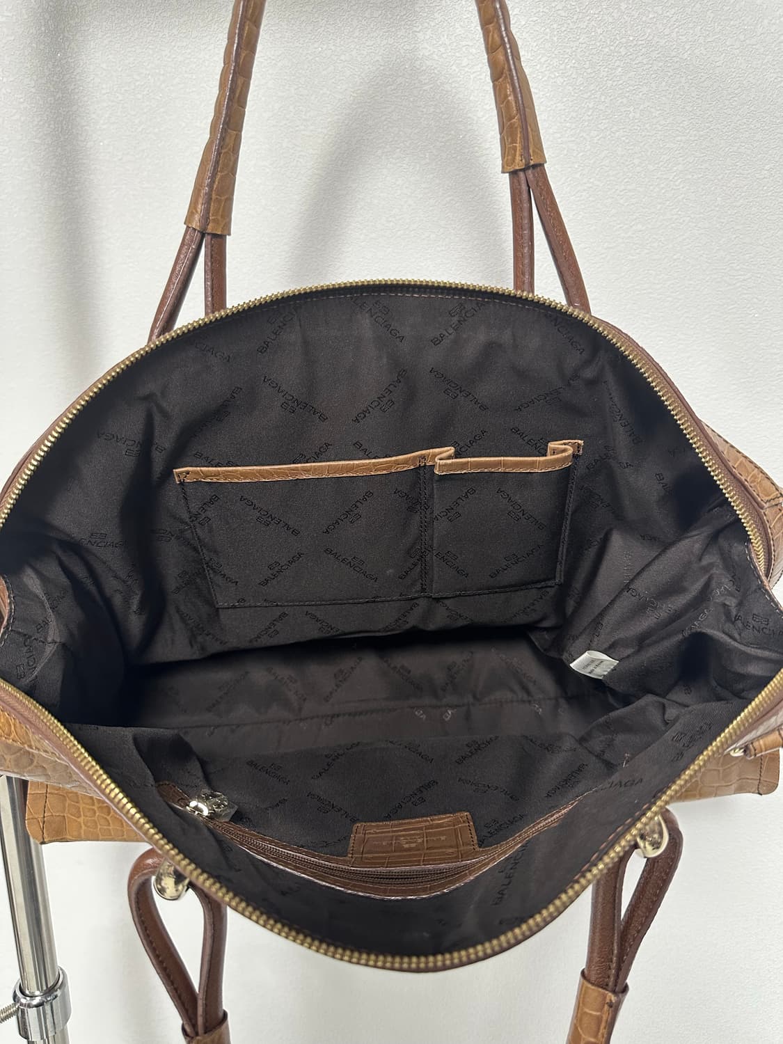 발렌시아가 레더 숄더백 상품이미지6