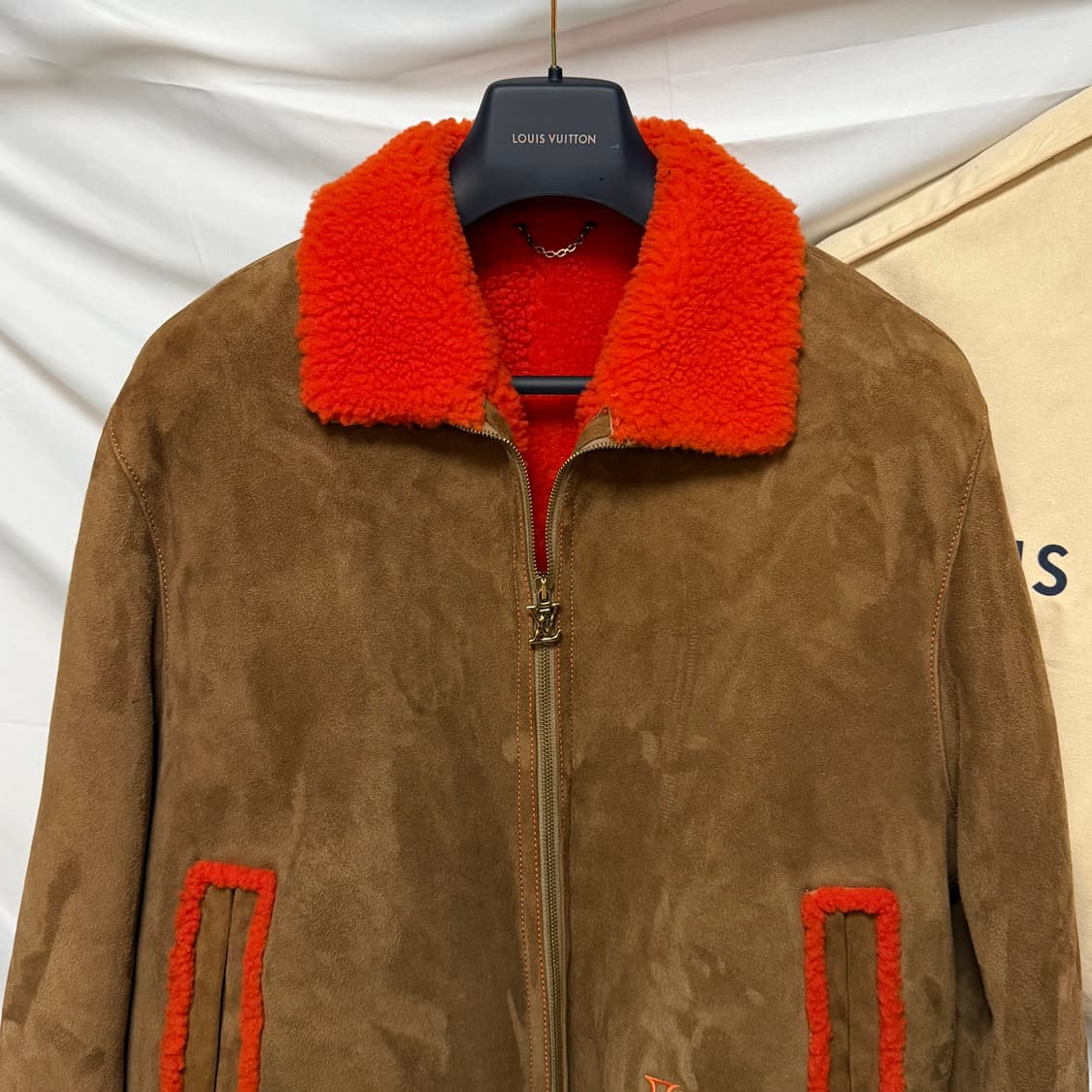 [S+급/50] 루이비통 시어링 블루종 무스탕 자켓 상품이미지2