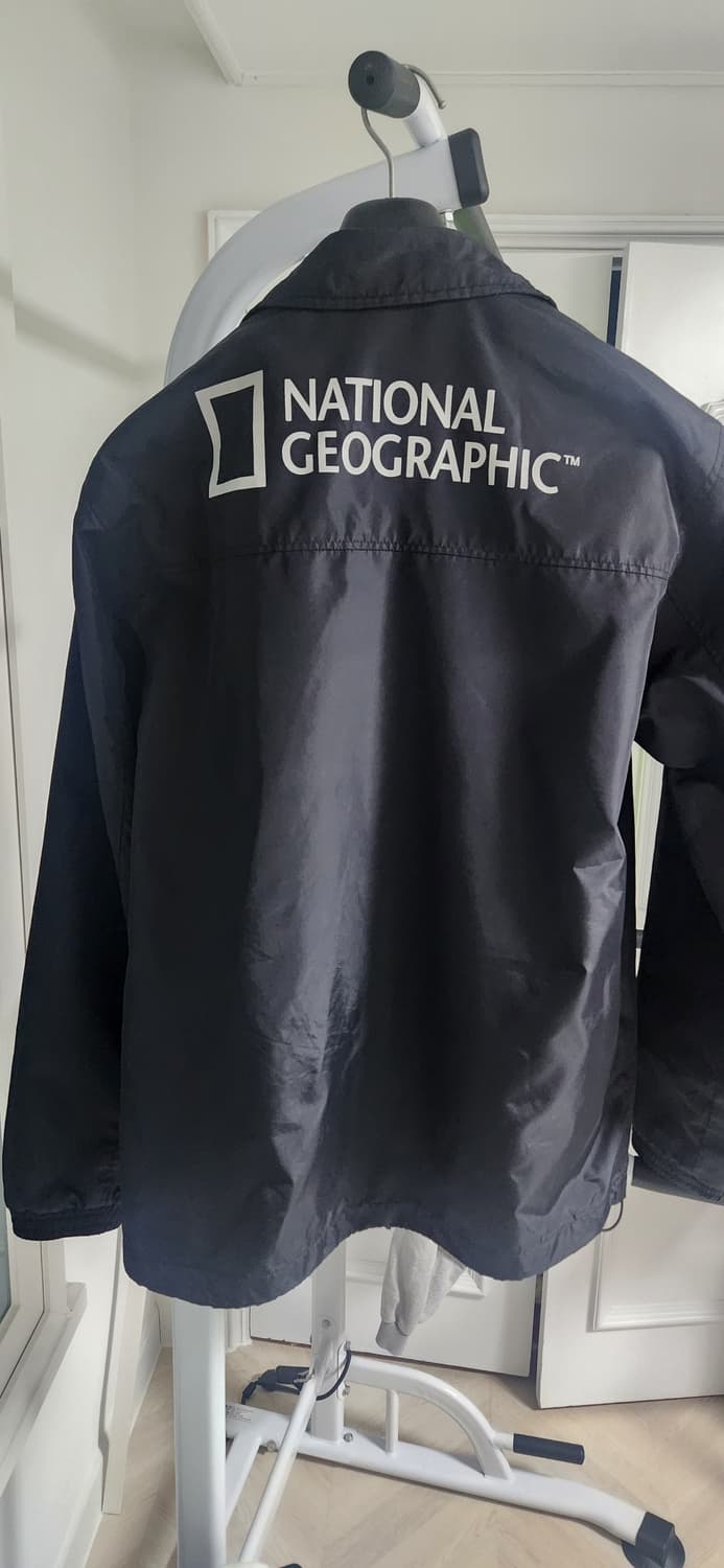 내셔널지오그래픽 코치 자켓 블랙 상품이미지3