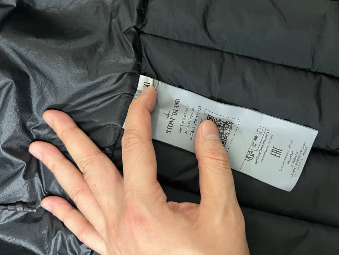 스톤아일랜드 룸우븐 경량패딩 후드 24FW  상품이미지4