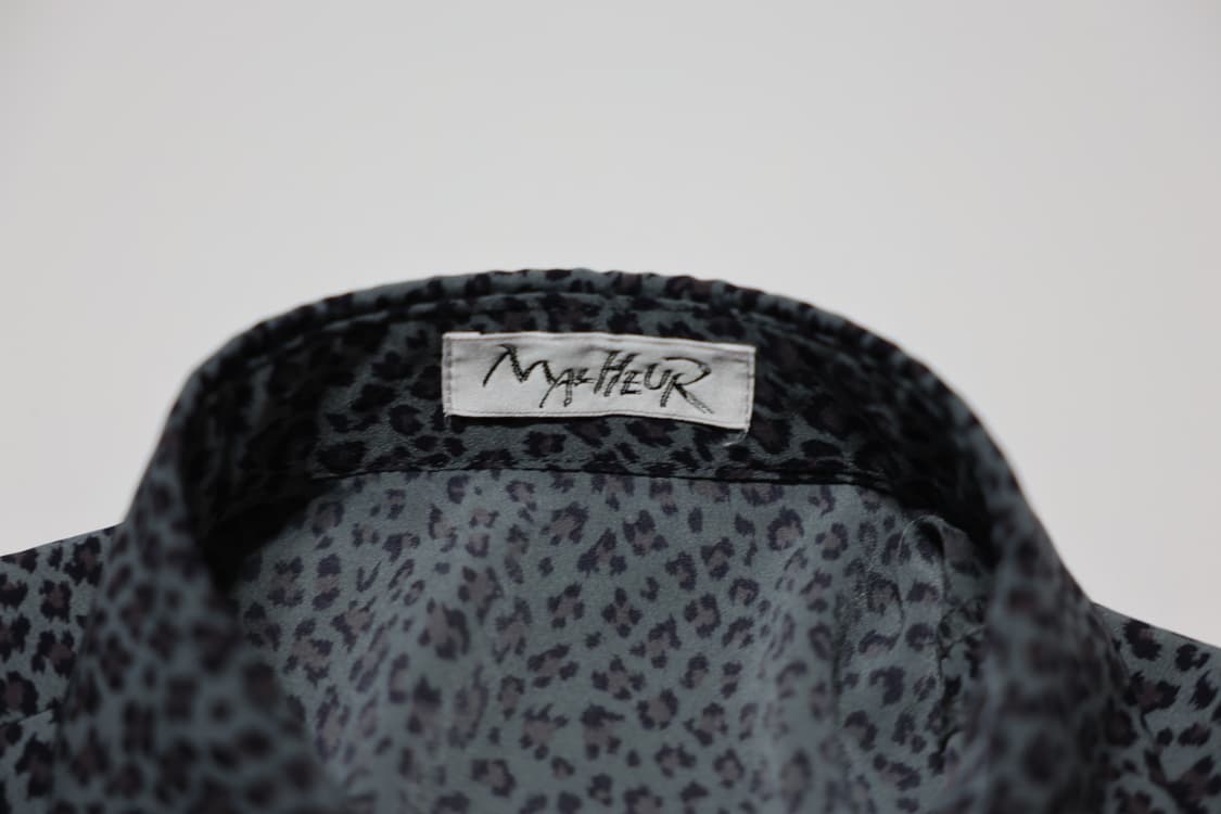 [JPN] Grey Leopard Pattern Shirt 상품이미지4