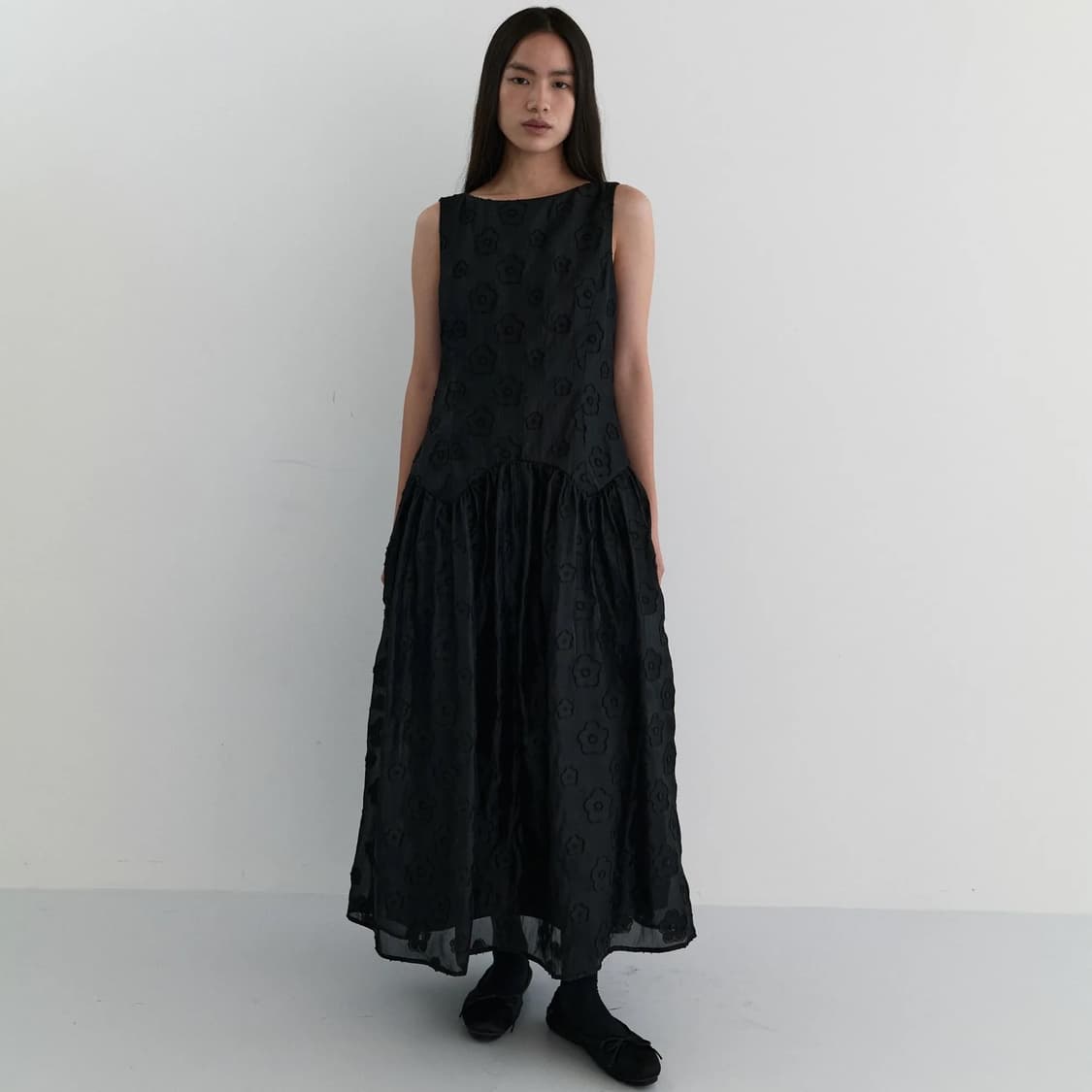 마조네 Back hole dress [새상품] 상품이미지1