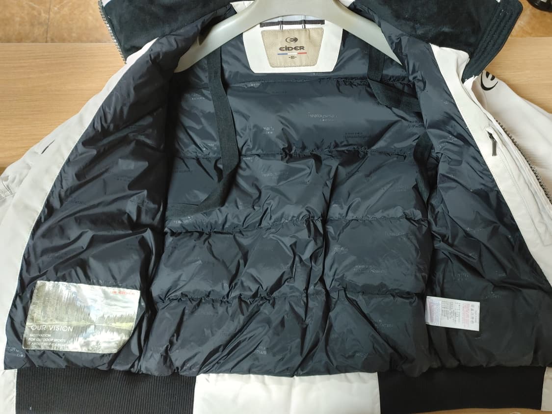 EiDER 아이더 여성  라쿤털 후드 숏패딩 상품이미지9