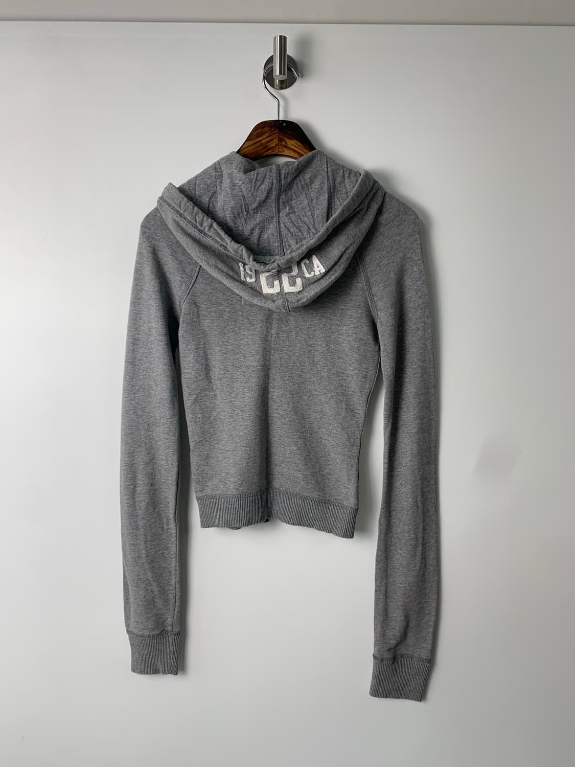 홀리스터 y2k 와투케 딱붙핏 그레이 후드집업 상품이미지3