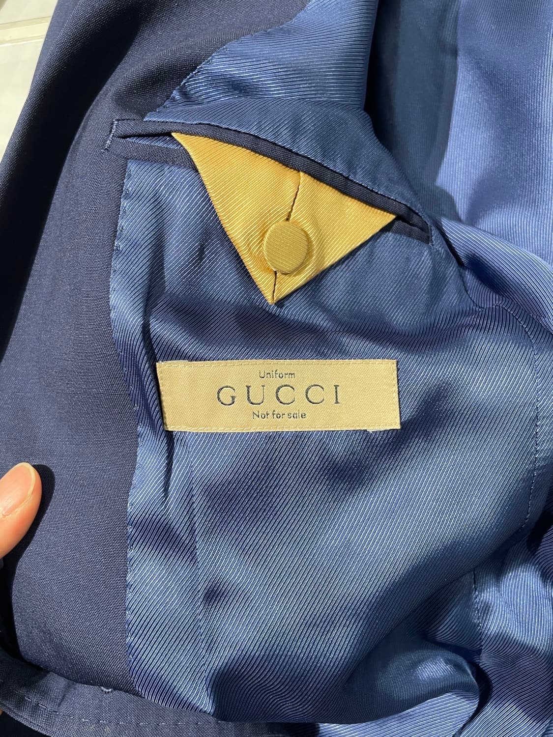 구찌 네이비 금장 버튼 2B 울 블레이저 상품이미지7