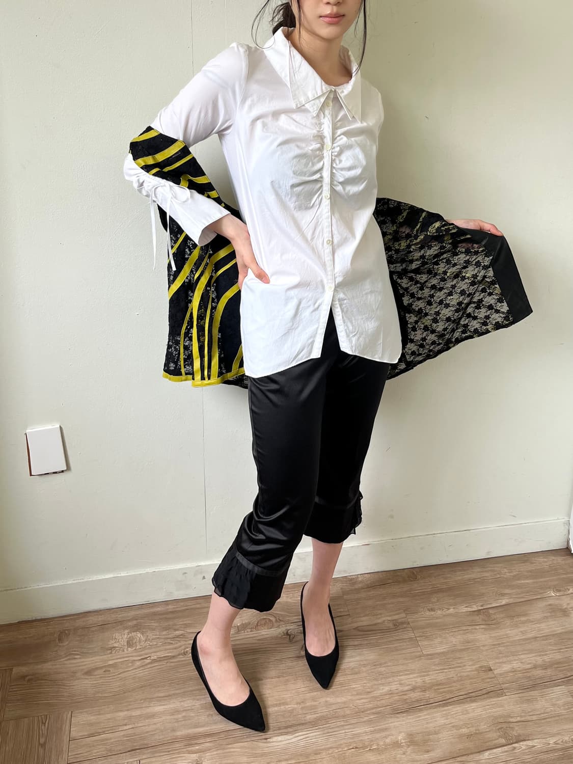 Mic Lifestyle 더블 카라 화이트 셔츠 상품이미지9