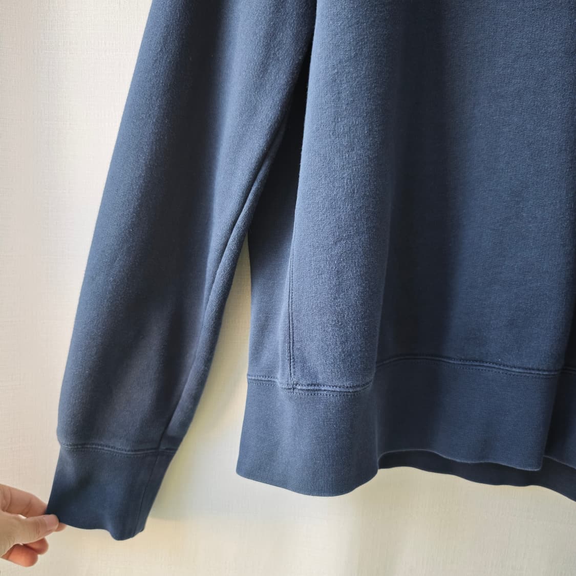 버버리 자수 로고 기모 클래식 맨투맨 네이비 M 상품이미지3