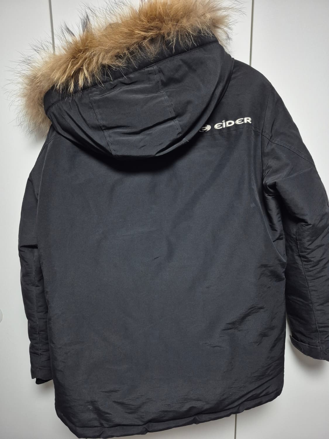 아이더 정품 오리털패딩 100사이즈 블랙 패딩 팝니다  상품이미지2