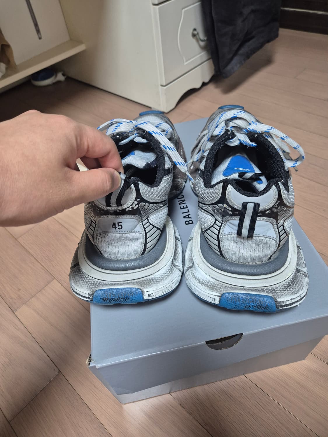 (급처)발렌시아가 3xl 원아웃 블루 45사이즈 판매합니다! 상품이미지3