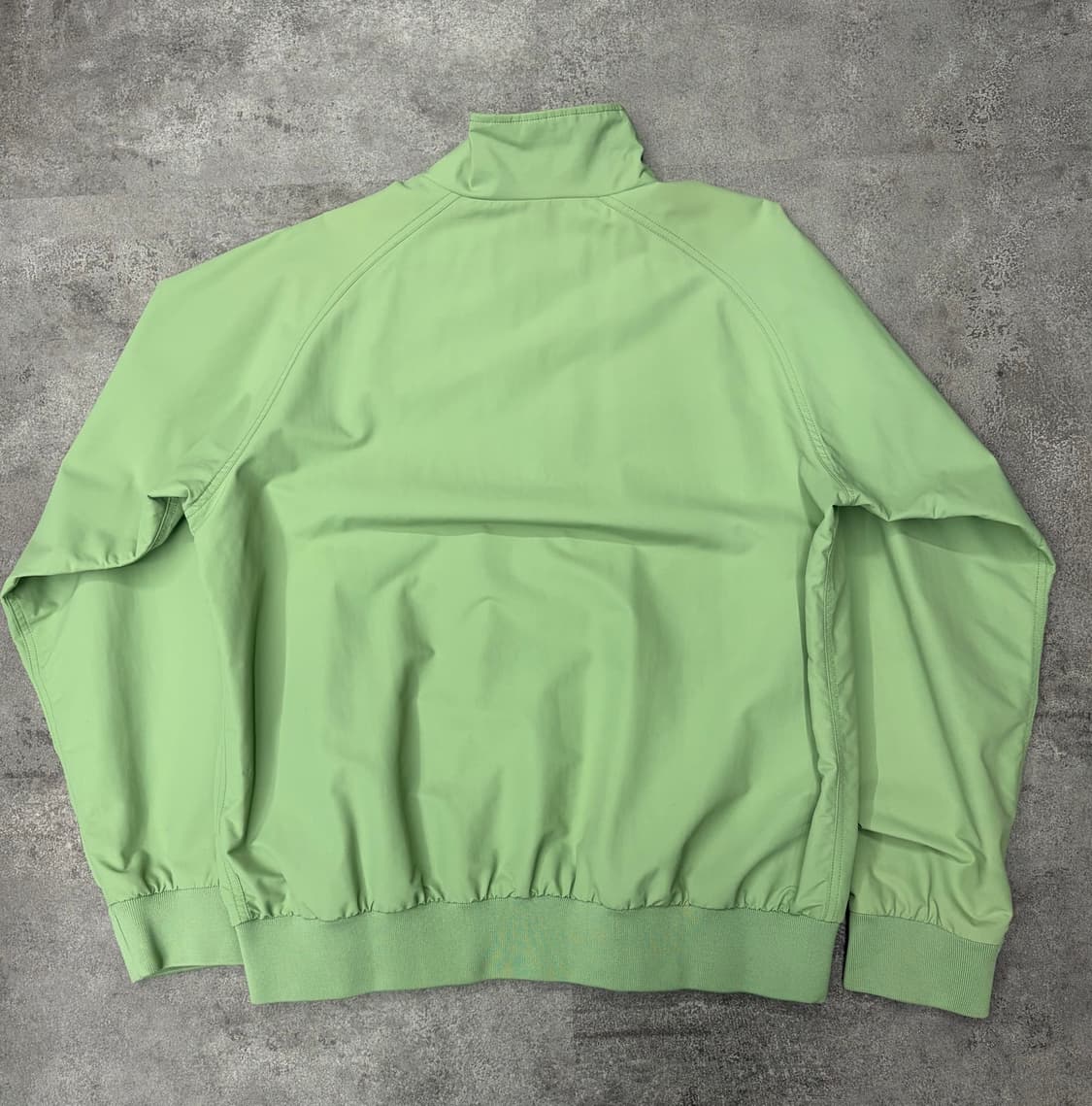 파타고니아 라이트 그린 바람막이 자켓 상품이미지5