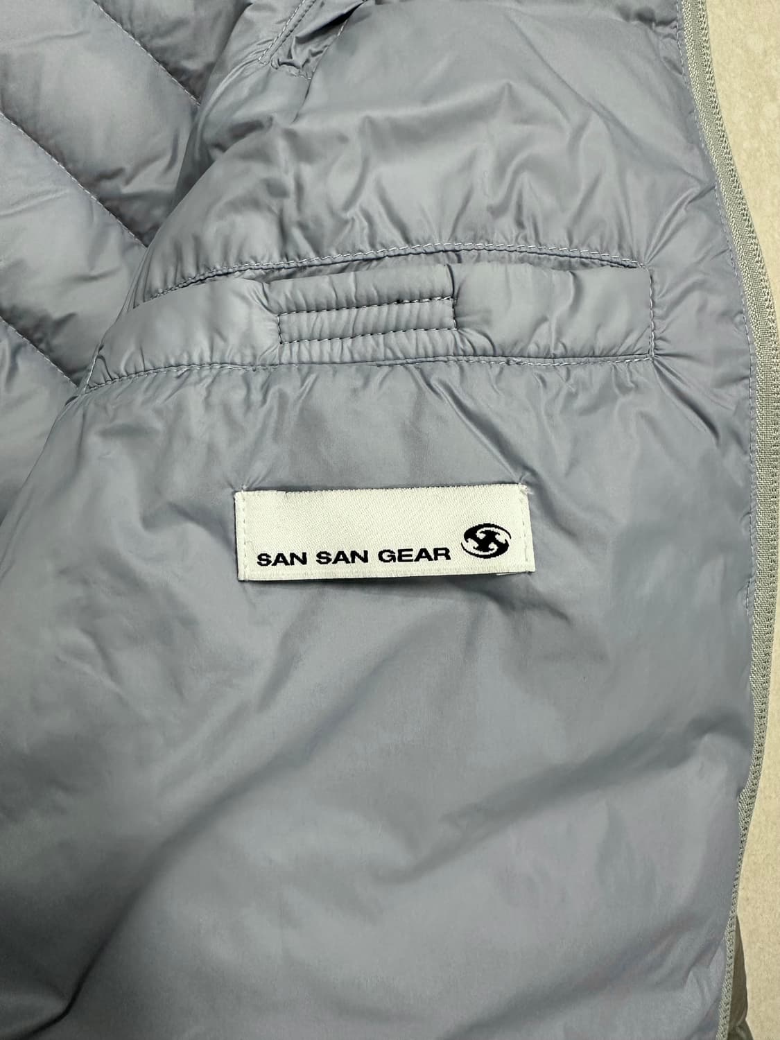 산산기어 서픽스 경량패딩 그레이 3사이즈 상품이미지6
