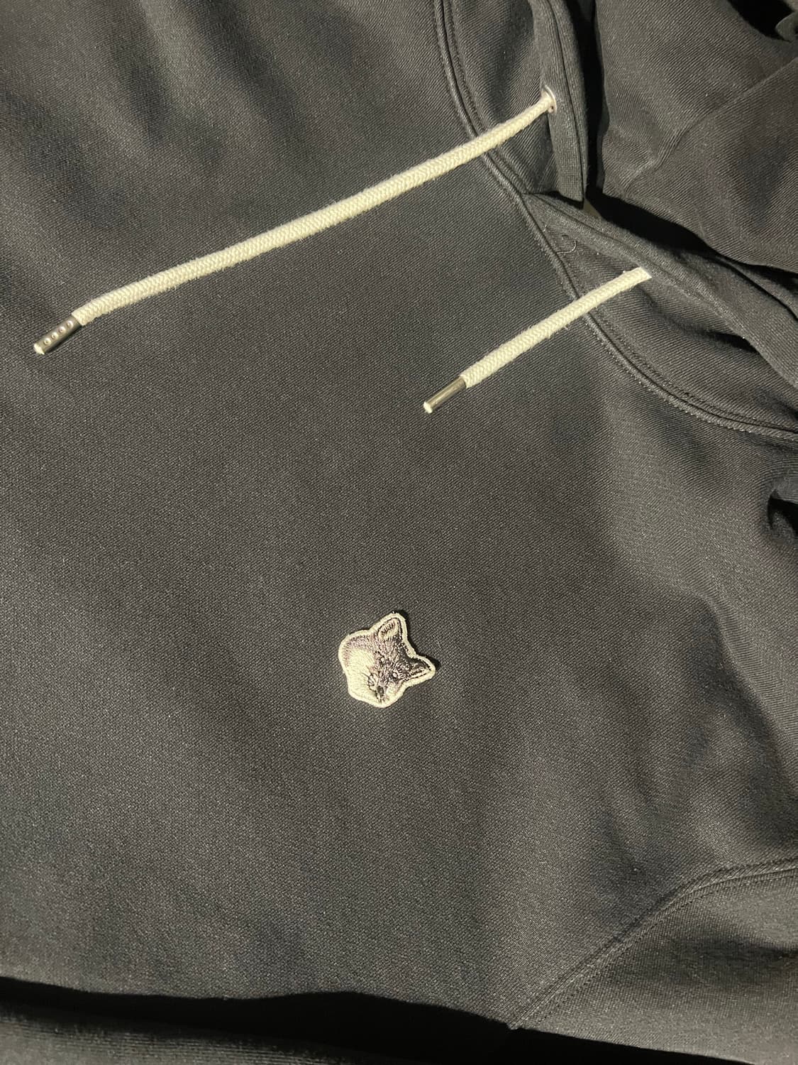 메종키츠네 그레이폭스 패치 네이비 후드티 (M) 상품이미지2