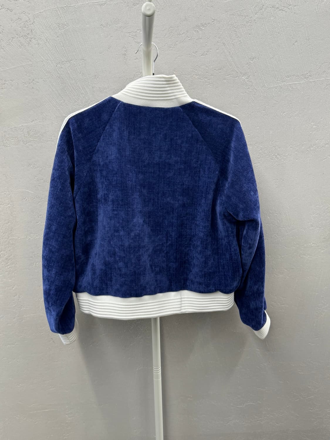 아디다스 벨벳 코듀로이 트랙탑 네이비 S 상품이미지8