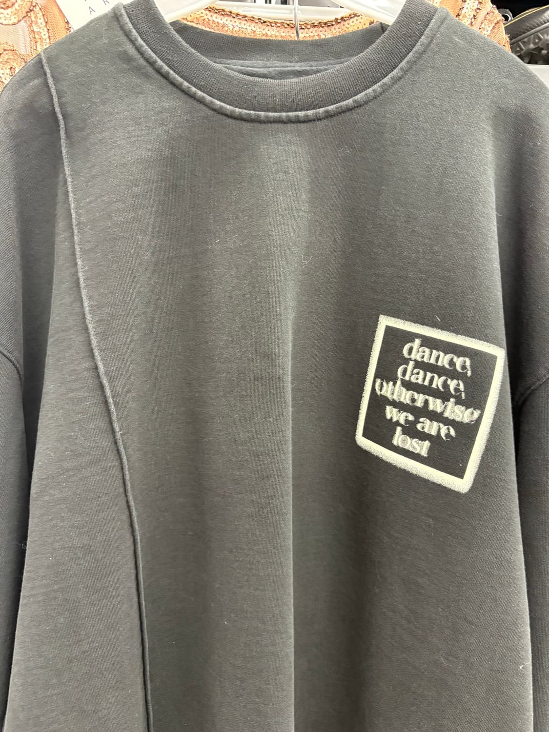 우영미 21ss 맨투맨 [44] 상품이미지1