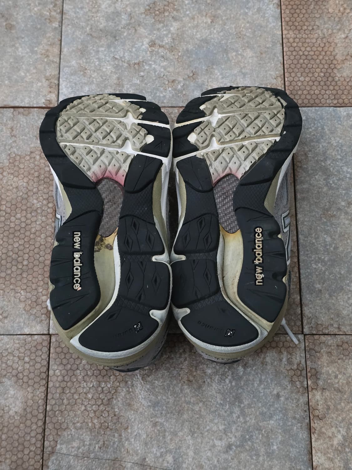 (220)뉴발란스 990 v3 그레이 상품이미지8