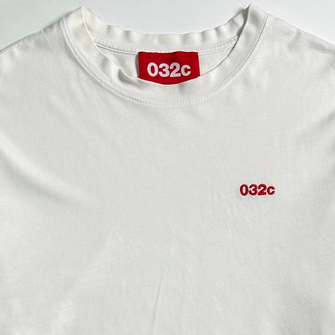 032c 로고 화이트 롱슬리브 상품이미지2