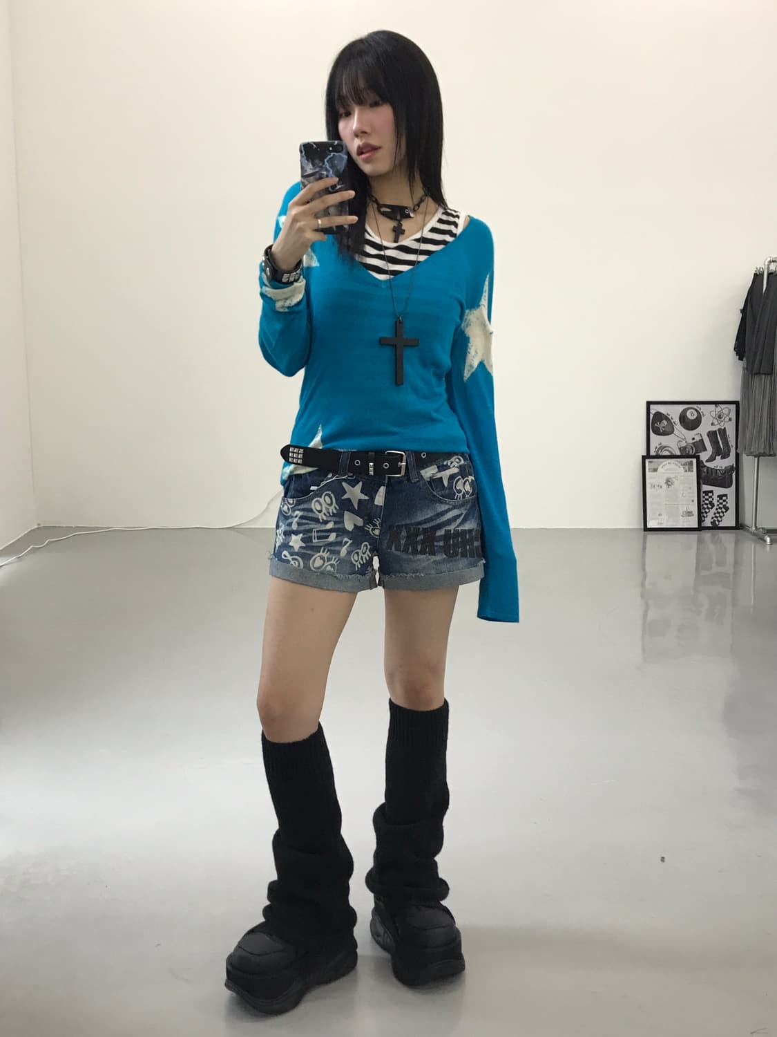Chu Xxx Kitsch Graphic Denim Shorts 상품이미지5