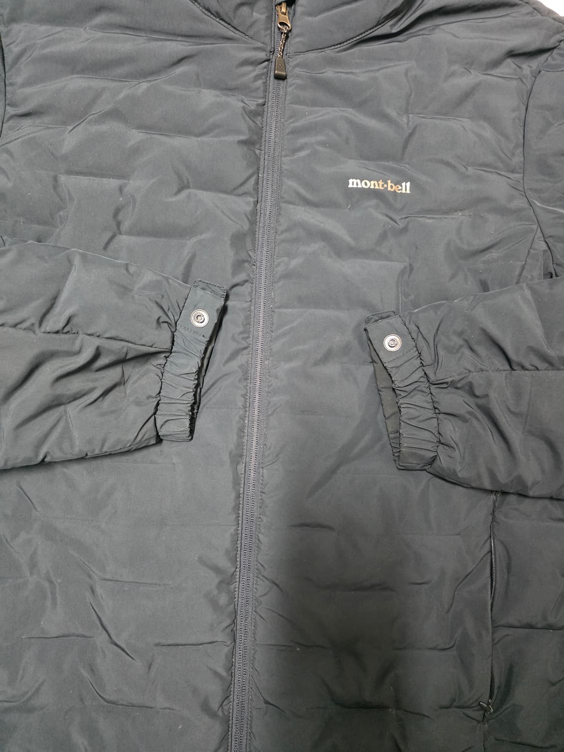 몽벨 Montbell 블랙 경량 구스패딩 L (실측 70/56) 상품이미지2