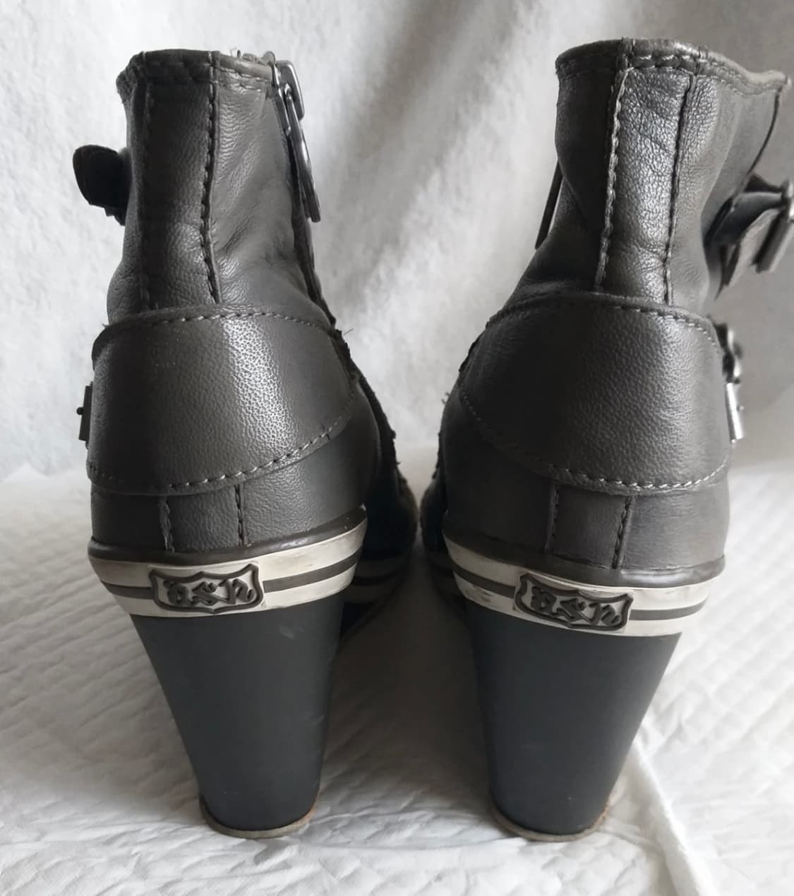 Ash 아쉬코리아정품 양가죽 스니커즈 40 상품이미지2