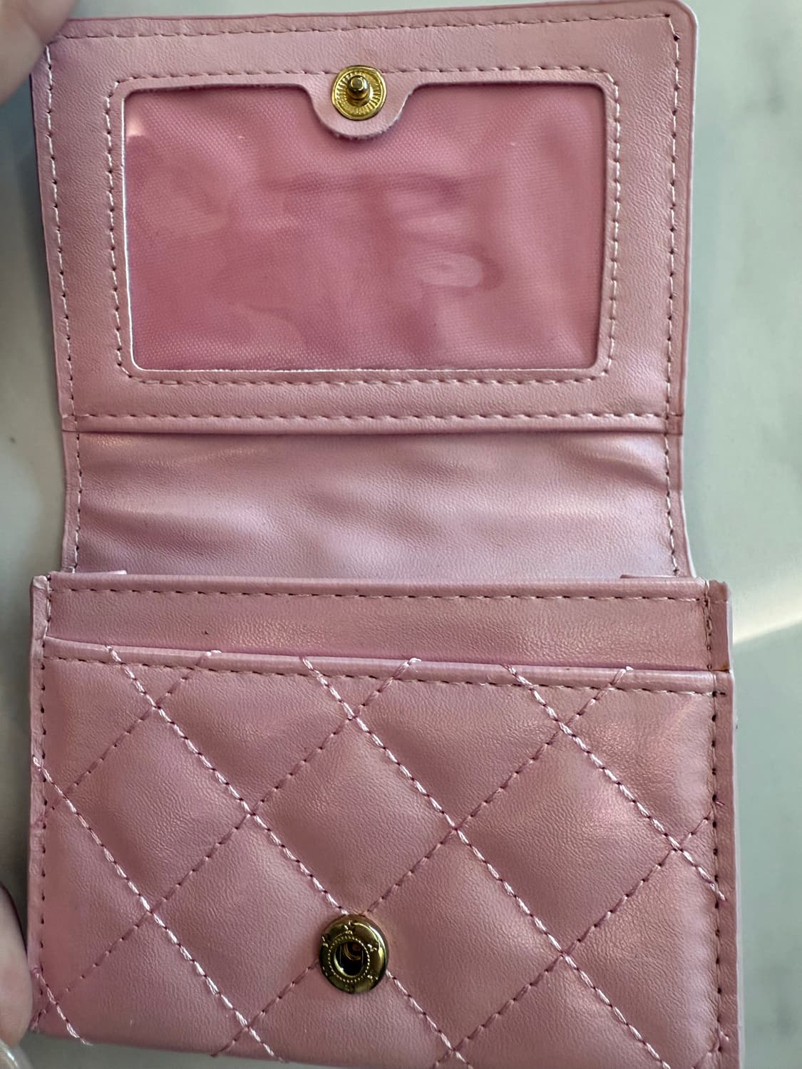 헬로키티 50주년 퀄팅지갑 2단 상품이미지2