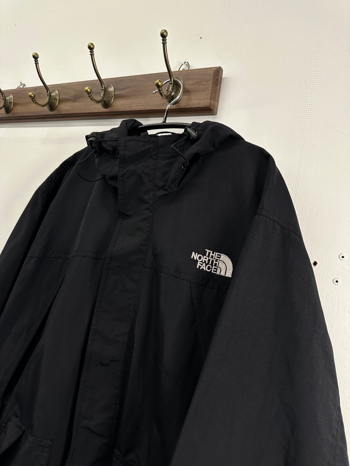 노스페이스 윈드 브레이커 블랙 100-105 상품이미지3